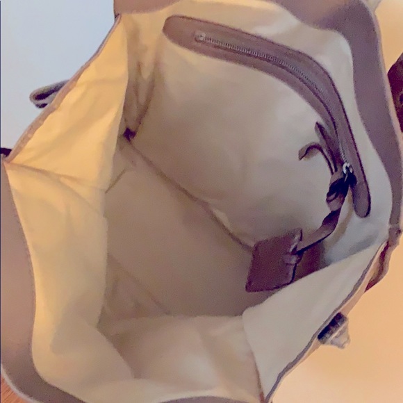 Chloe Tote - Picture 3 of 6